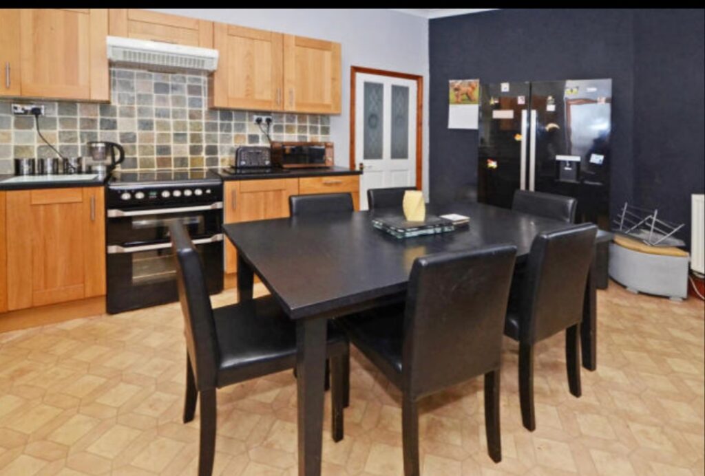 97 Hall St Stoke-on-Trent ST6 4BD